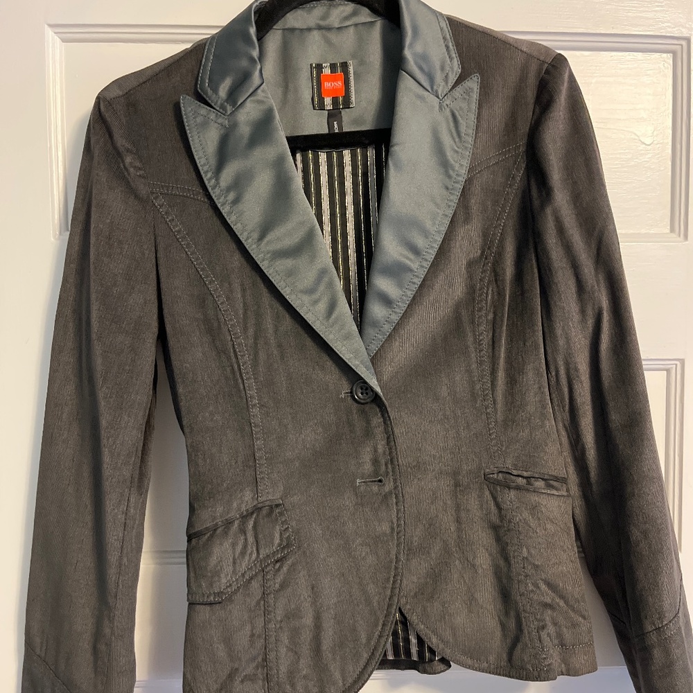 Boss women’s suit jacket size 4/6